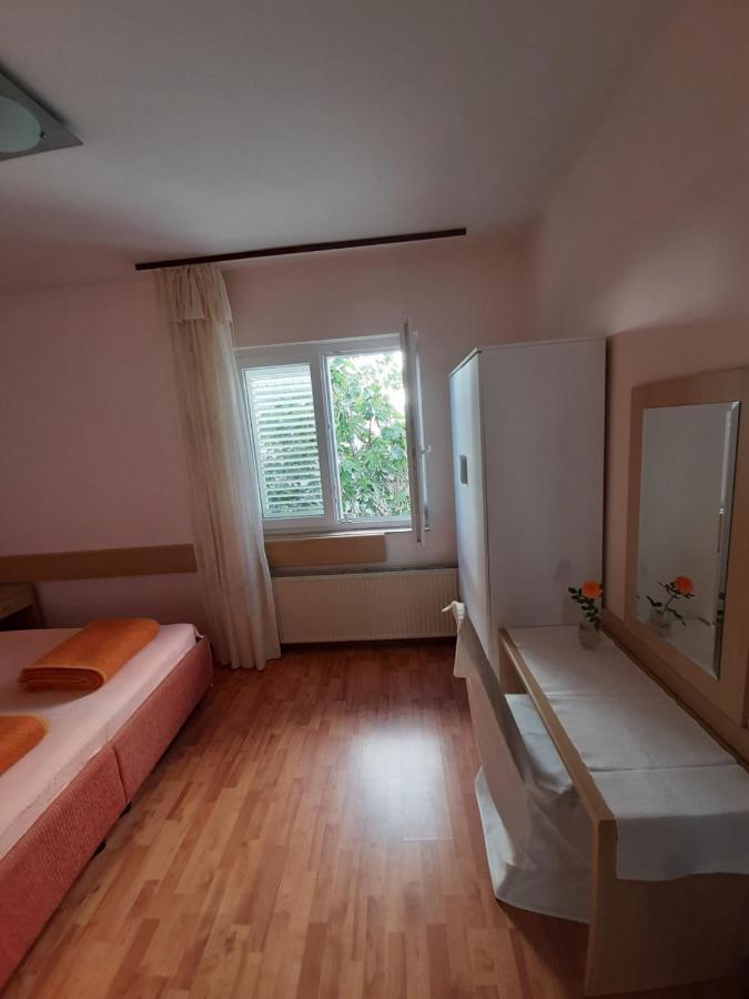 Apartment Spanjol Anka Rab Town Kültér fotó